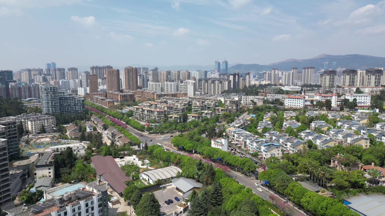 城市高档住宅小区航拍云南昆明