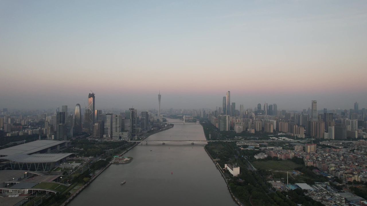 广州城市清晨日出航拍 