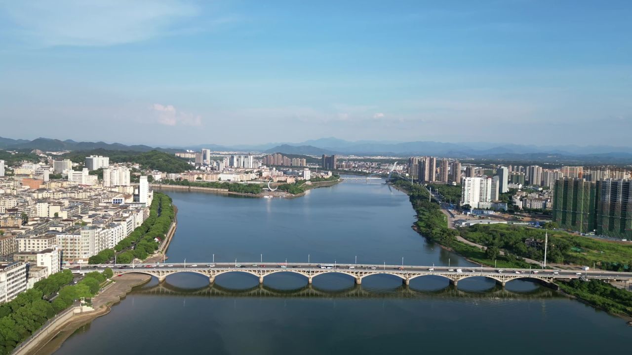 航拍江西上饶胜利大桥