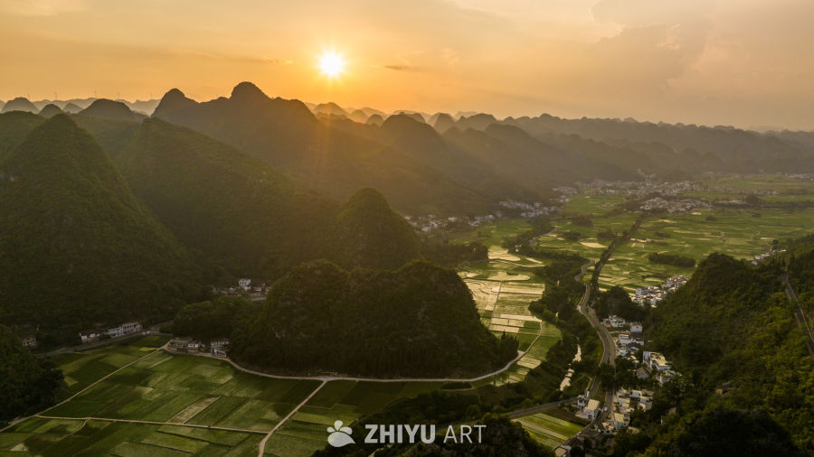  万峰林夏日夕阳 8