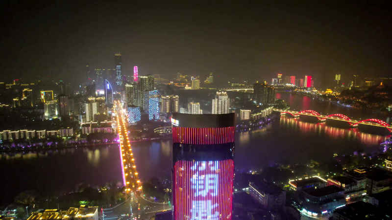 航拍广西柳州夜景地标建筑  