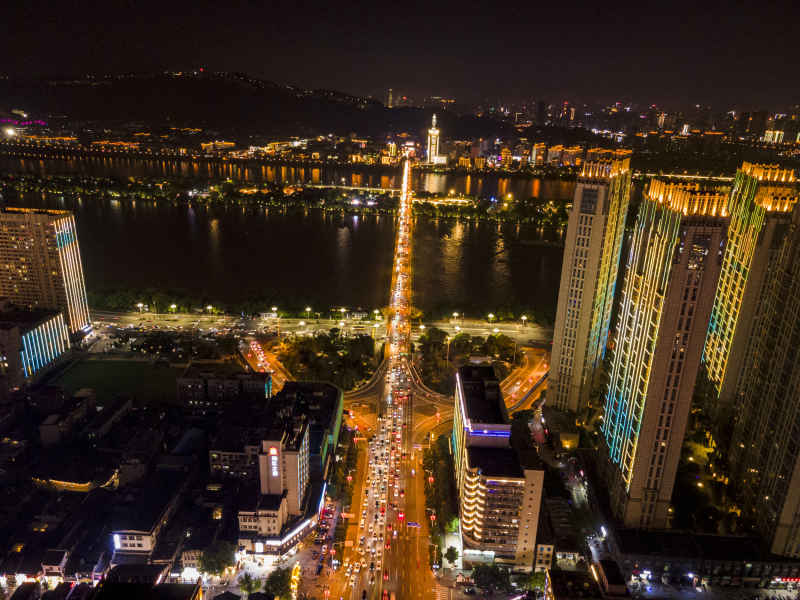 湖南长沙城市夜景灯光交通航拍摄影图 