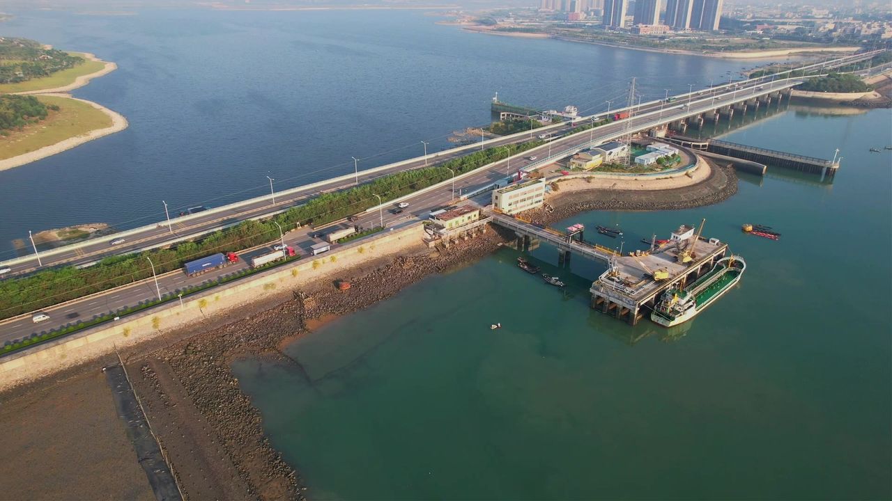 厦门航拍新阳大桥景观