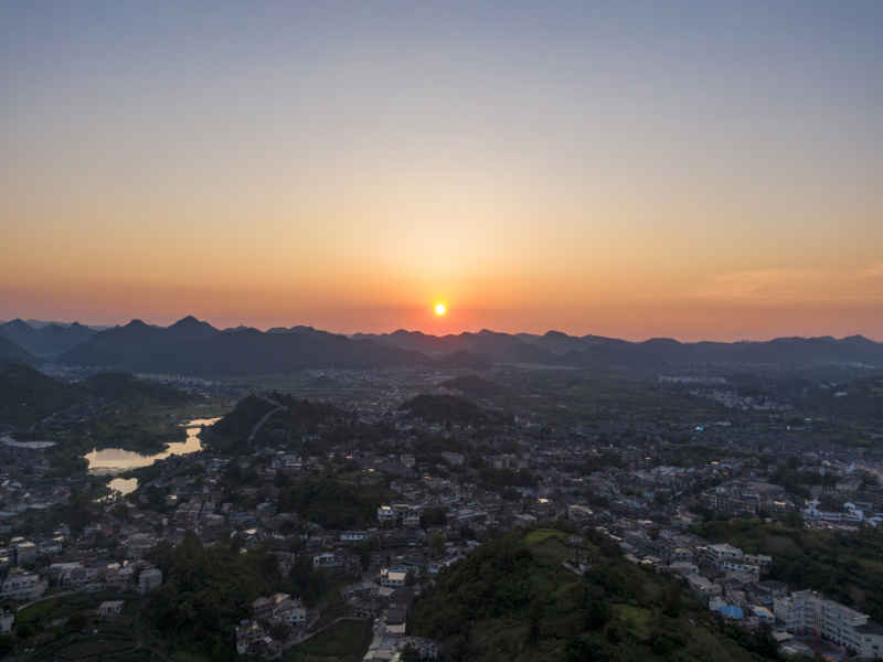 贵州贵阳清扬古镇日出日落航拍摄影图