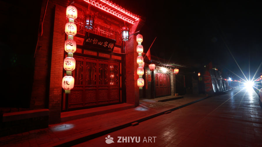 夜色中的古街