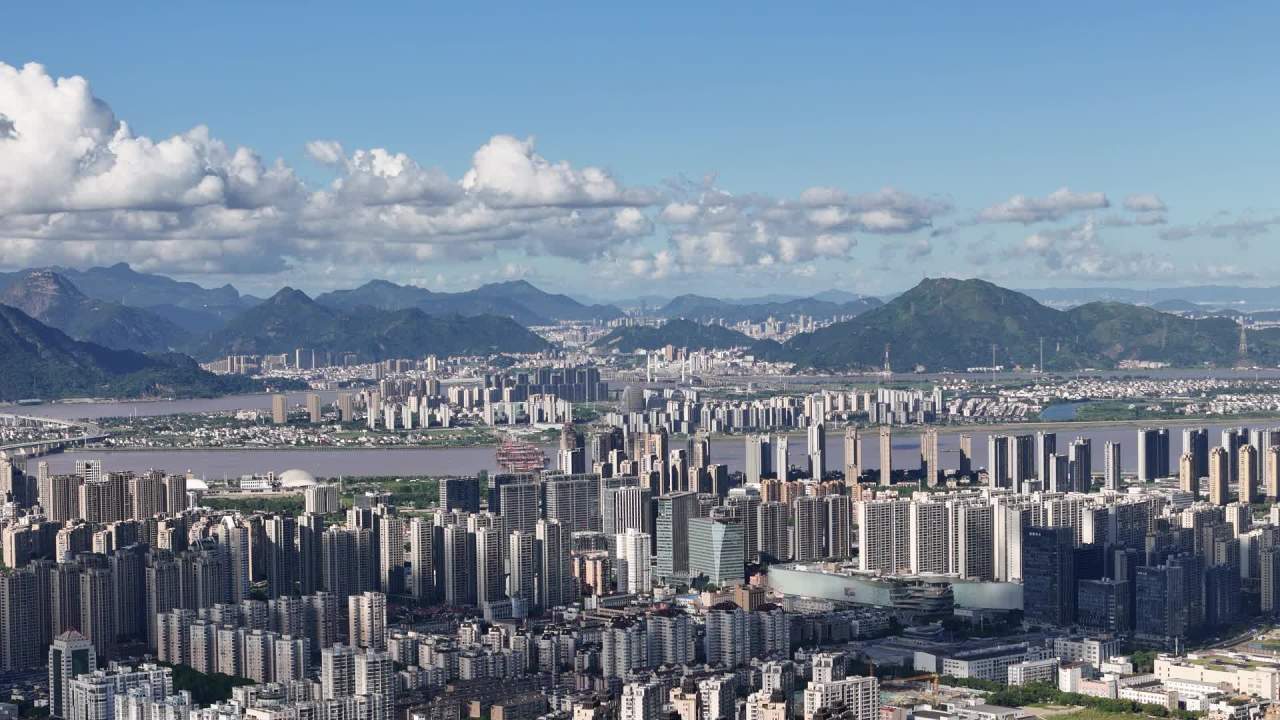 现代都市与自然的和谐共存