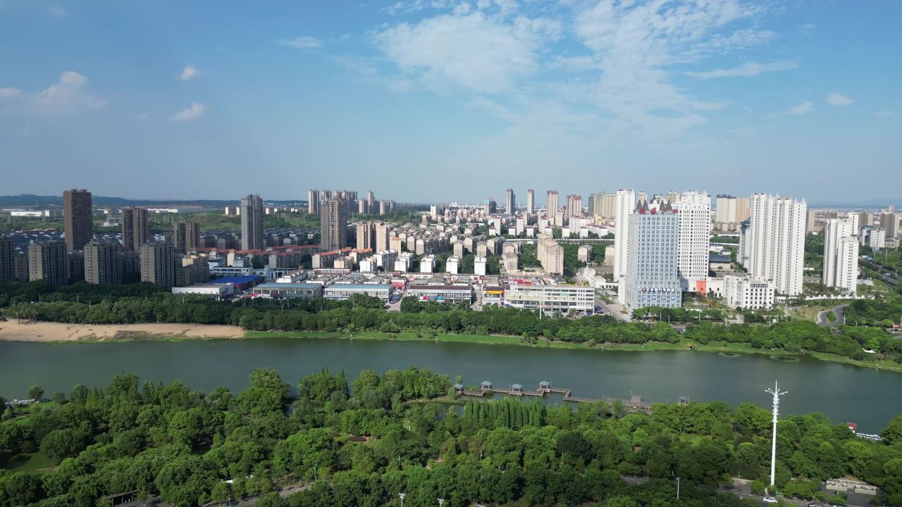  航拍新余孔目江风光