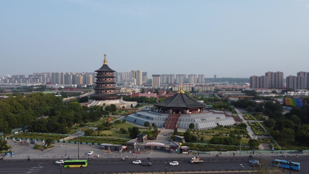 航拍河南洛阳应天门夜景 11