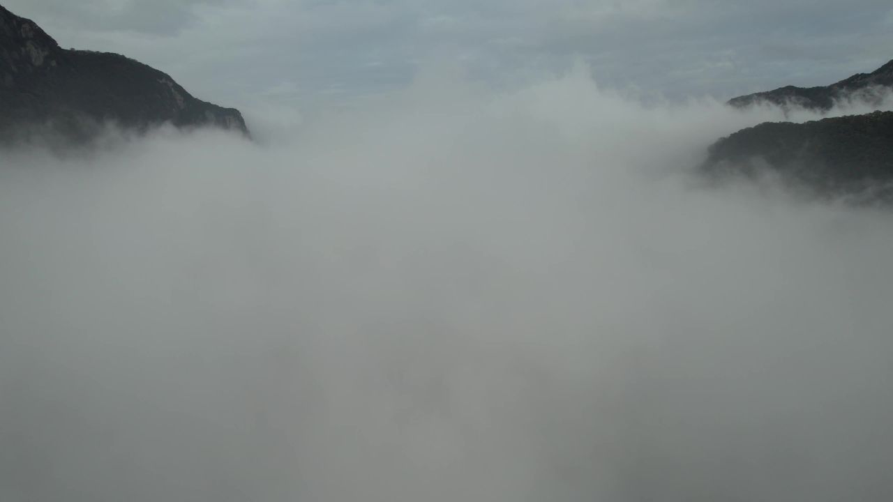 分水岭云海