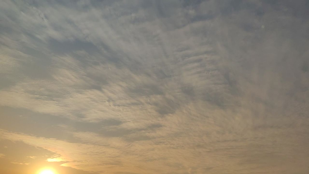 湖景夕阳
