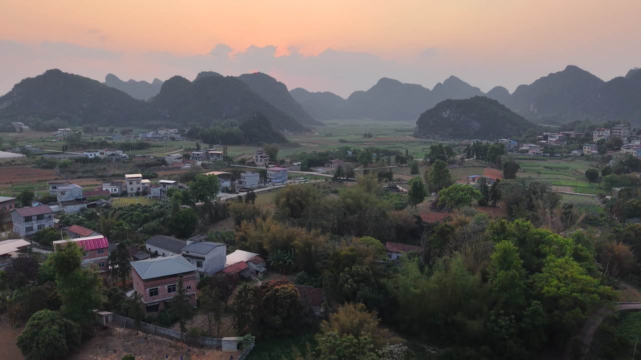 河池 24