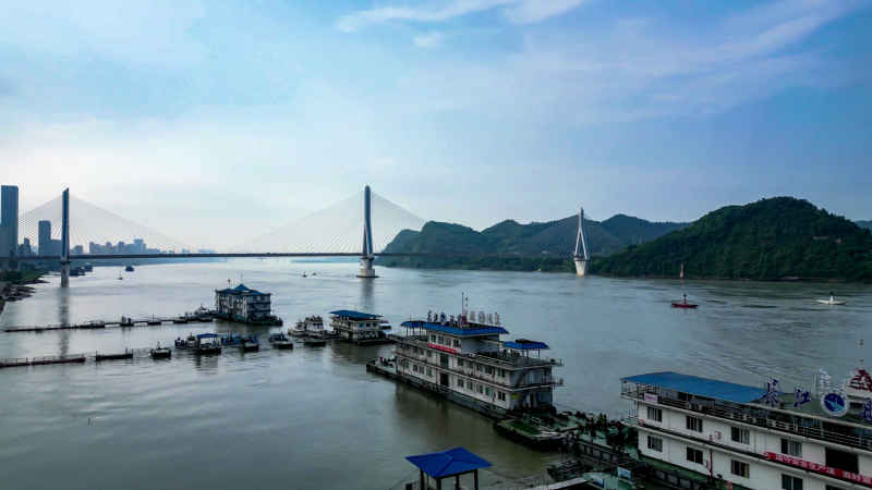 湖北宜昌城市风光航拍图 