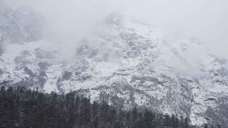 玉龙雪山