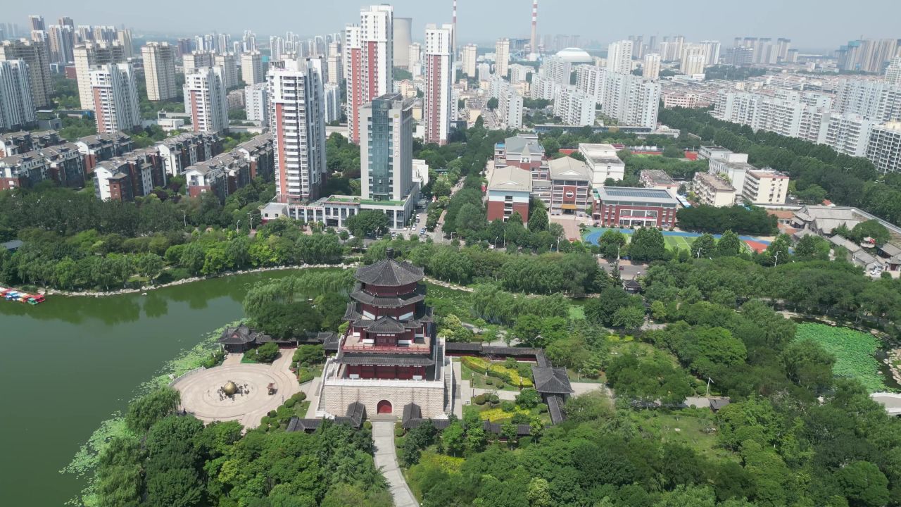 航拍山东济宁南池景区