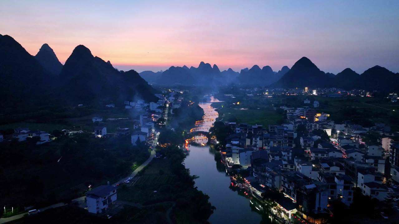 阳朔金龙巡游
