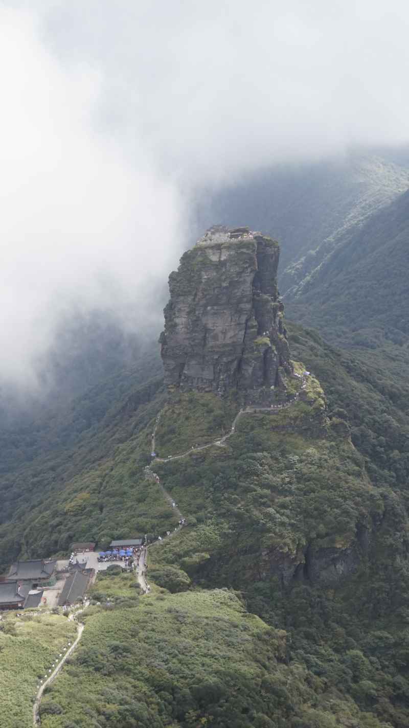 天空之城——梵净山 