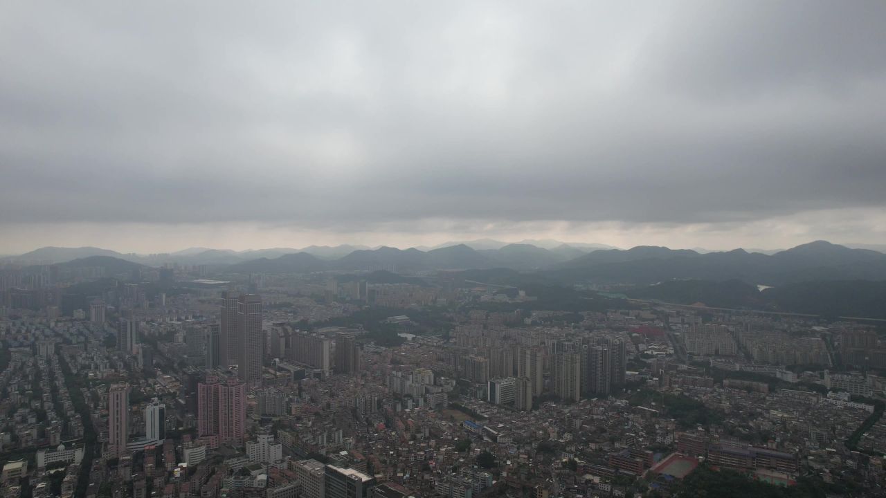 城市极端天气暴雨来袭航拍广东中山  