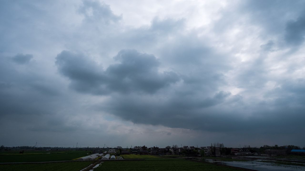 蓝天白云天空乌云天气象风云变幻
