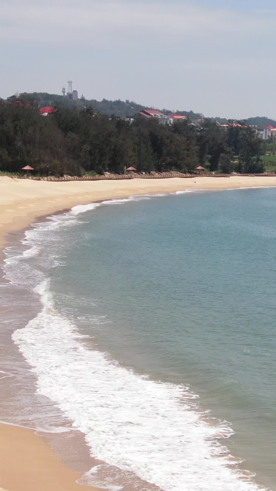 宁静的海边日景