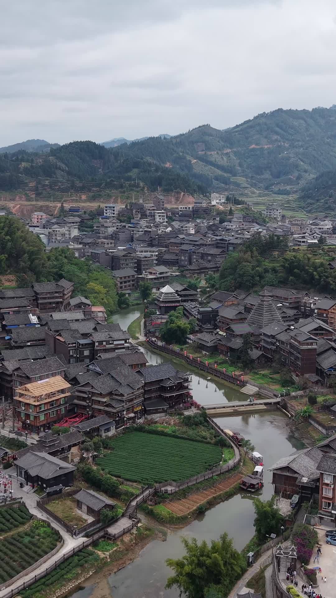 竖版航拍广西柳州程阳八寨5A景区 (3)