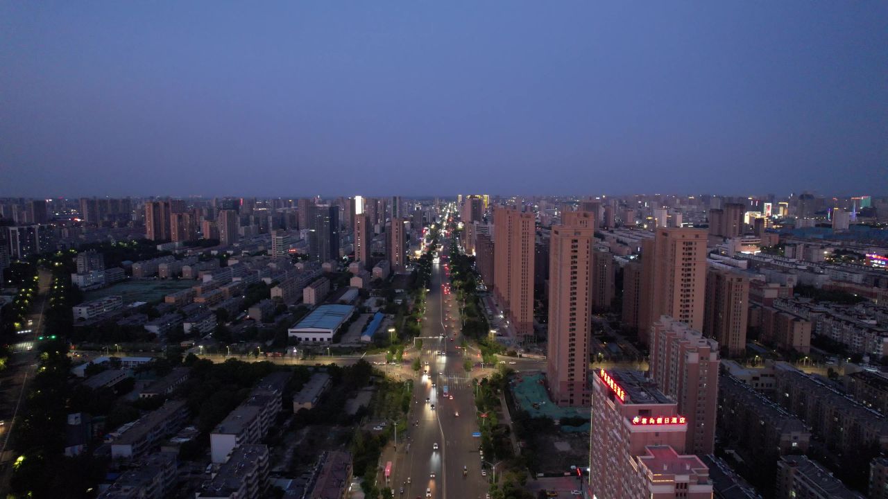 山东潍坊城市晚霞夜幕降临夜景灯光交通航拍 