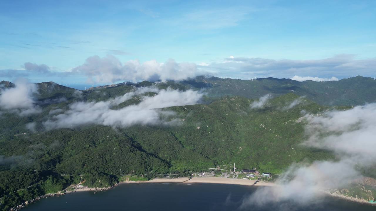 大山 风车 云海 自然 风光 航拍