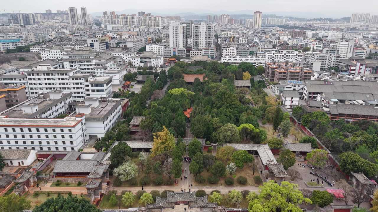 城市中的古建筑公园