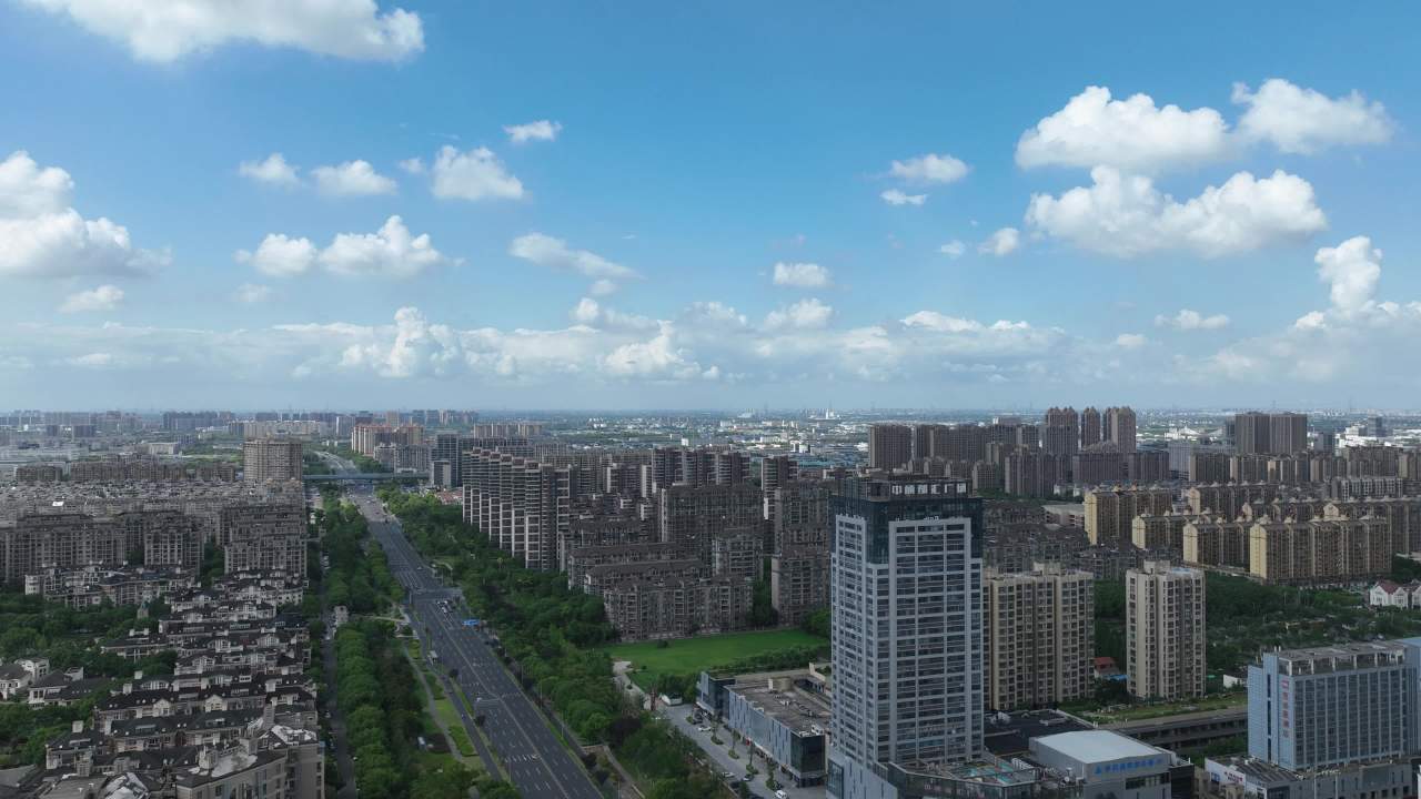 4K延时航拍昆山城市建筑风光 3