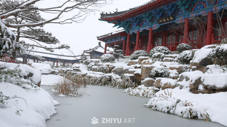 雪中古园