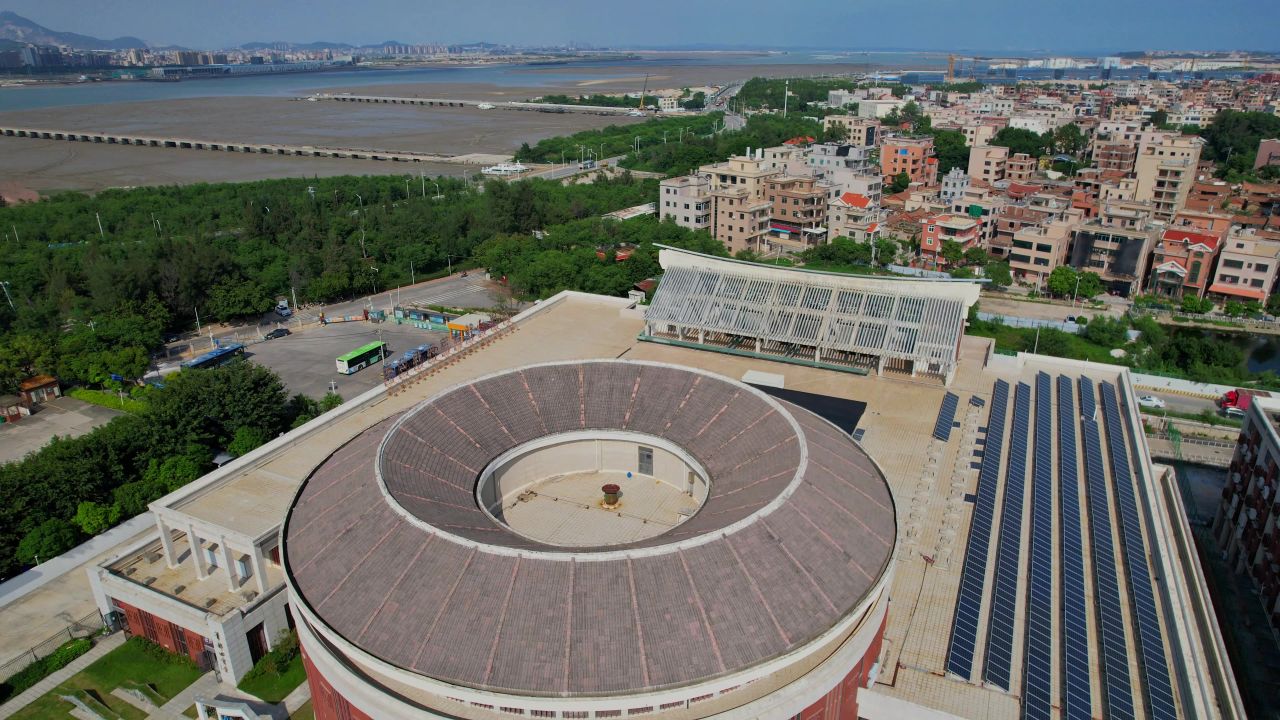 航拍厦门大嶝小镇免税公园