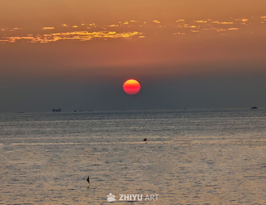 海平面上的日落