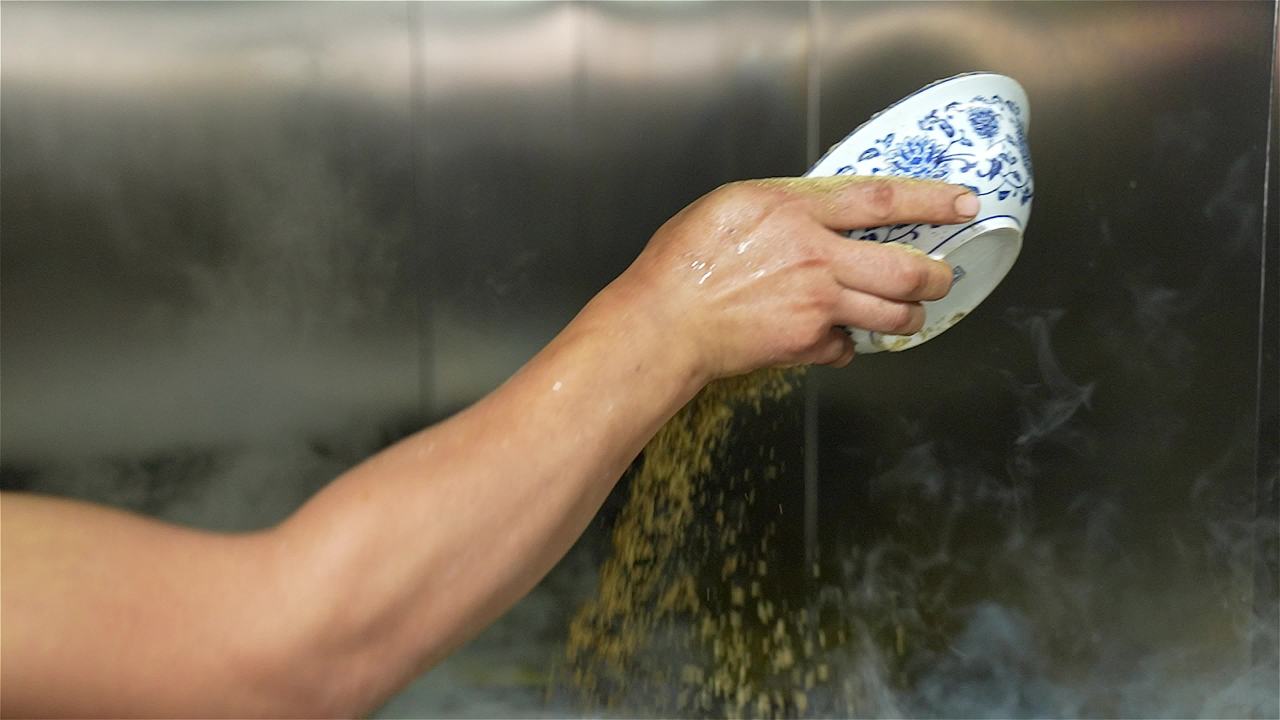 麻酱熬制