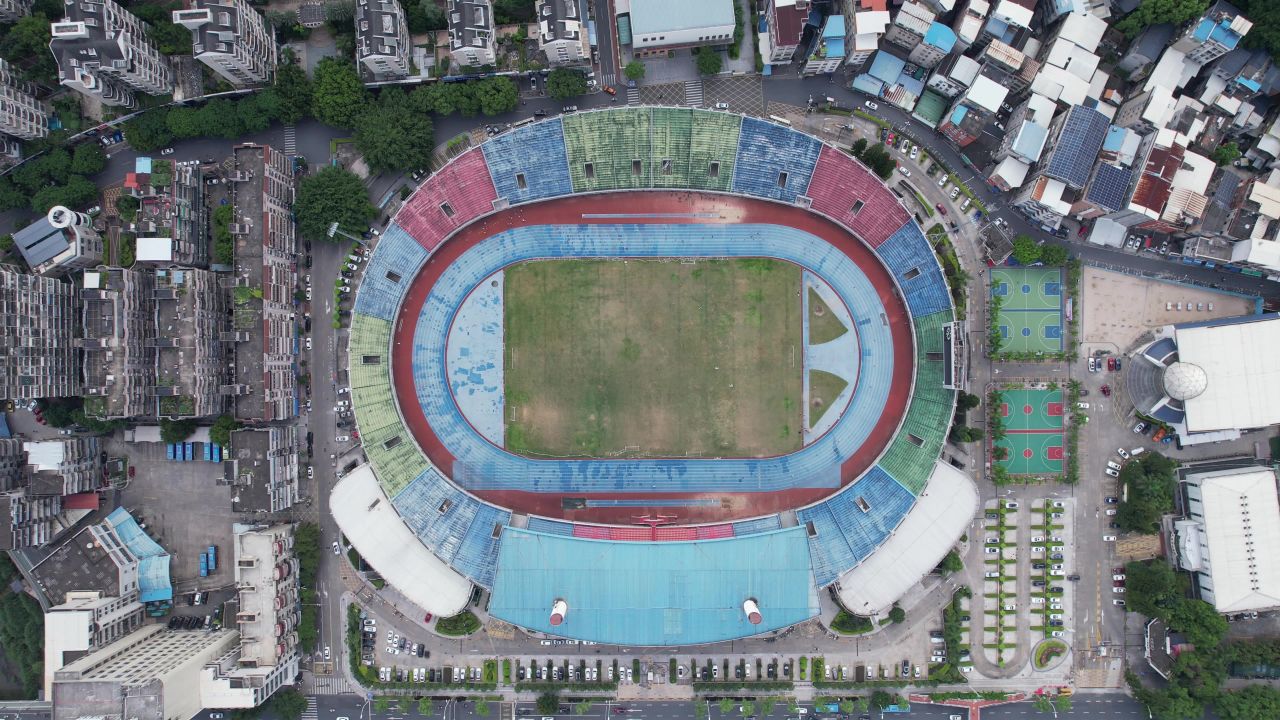 福建龙岩体育中心体育馆航拍