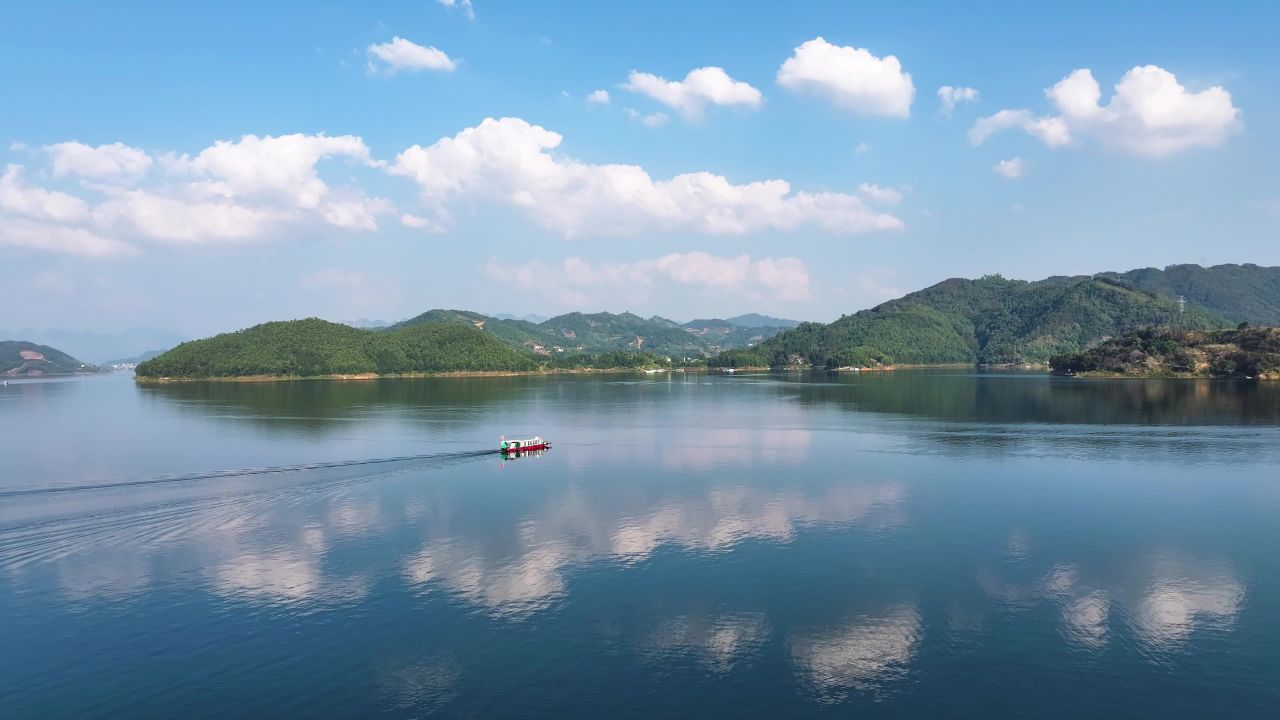 4k蓝天白云  大美自然山水  美丽生态