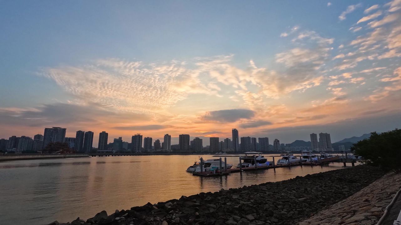 城市夕阳下2