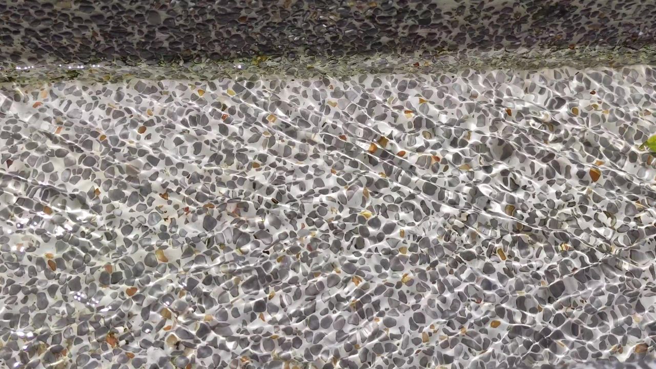 4K阳光水渠流水