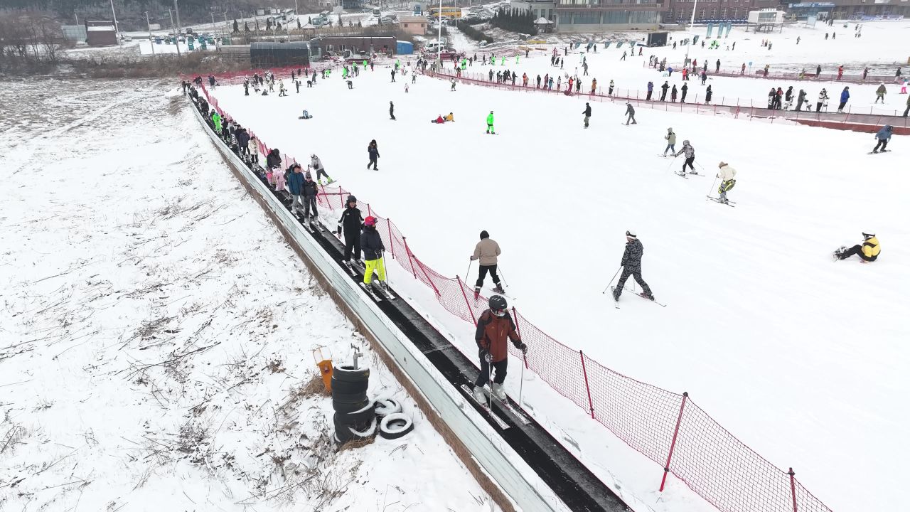 雪场雪道传送带