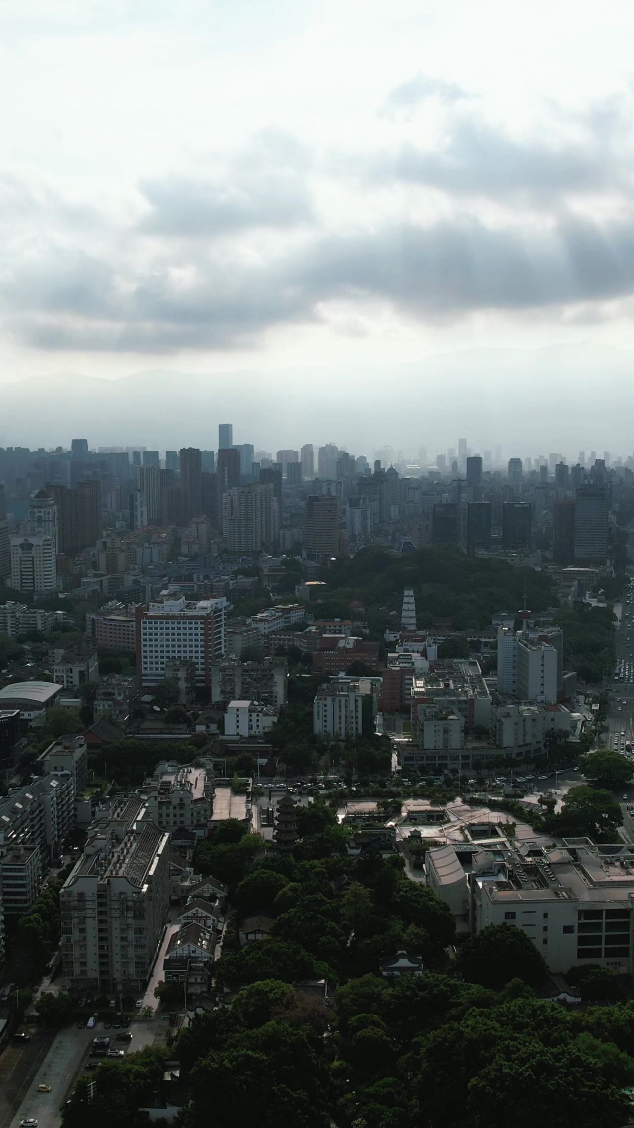 福建福州城市风光竖屏航拍 