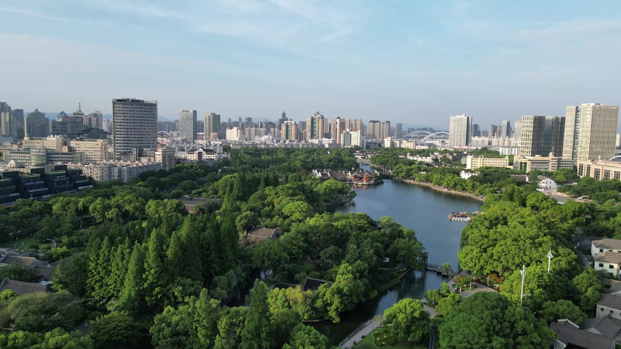 航拍浙江宁波天一阁月湖景区