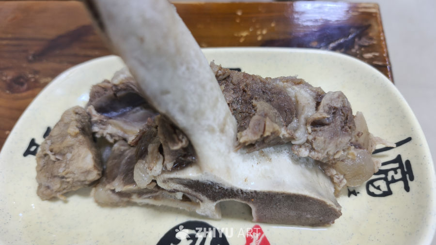 美味牛骨头