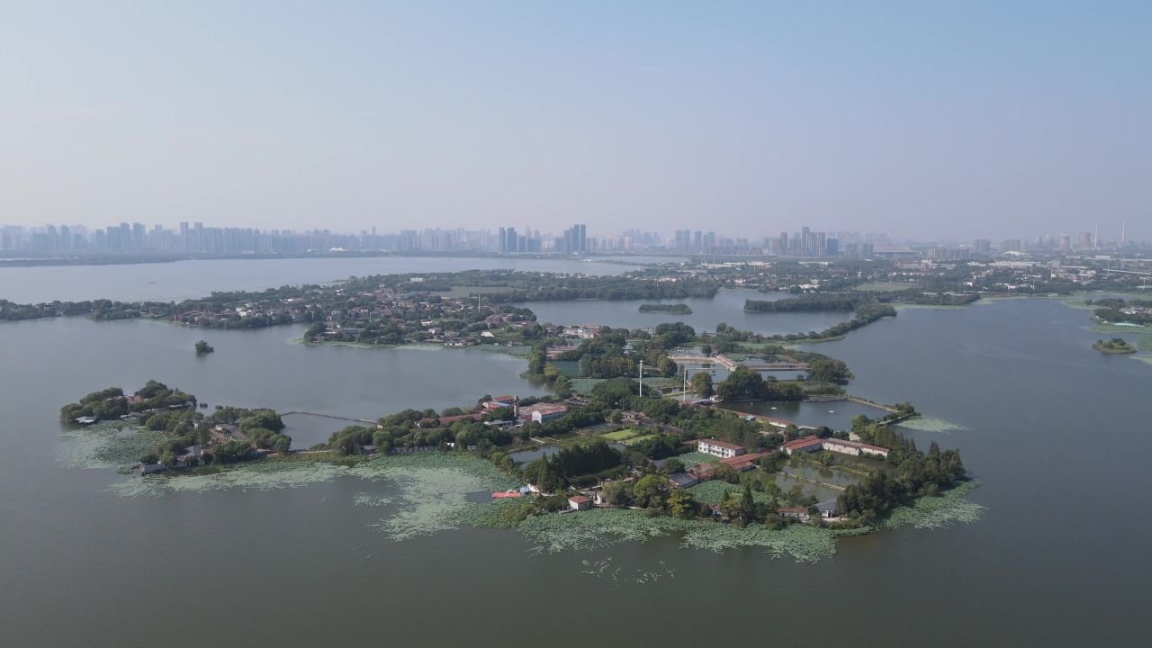 湖北武汉东湖珞珈山航拍