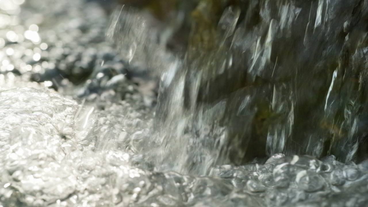 山泉水矿泉水潺潺小溪流水瀑布 29