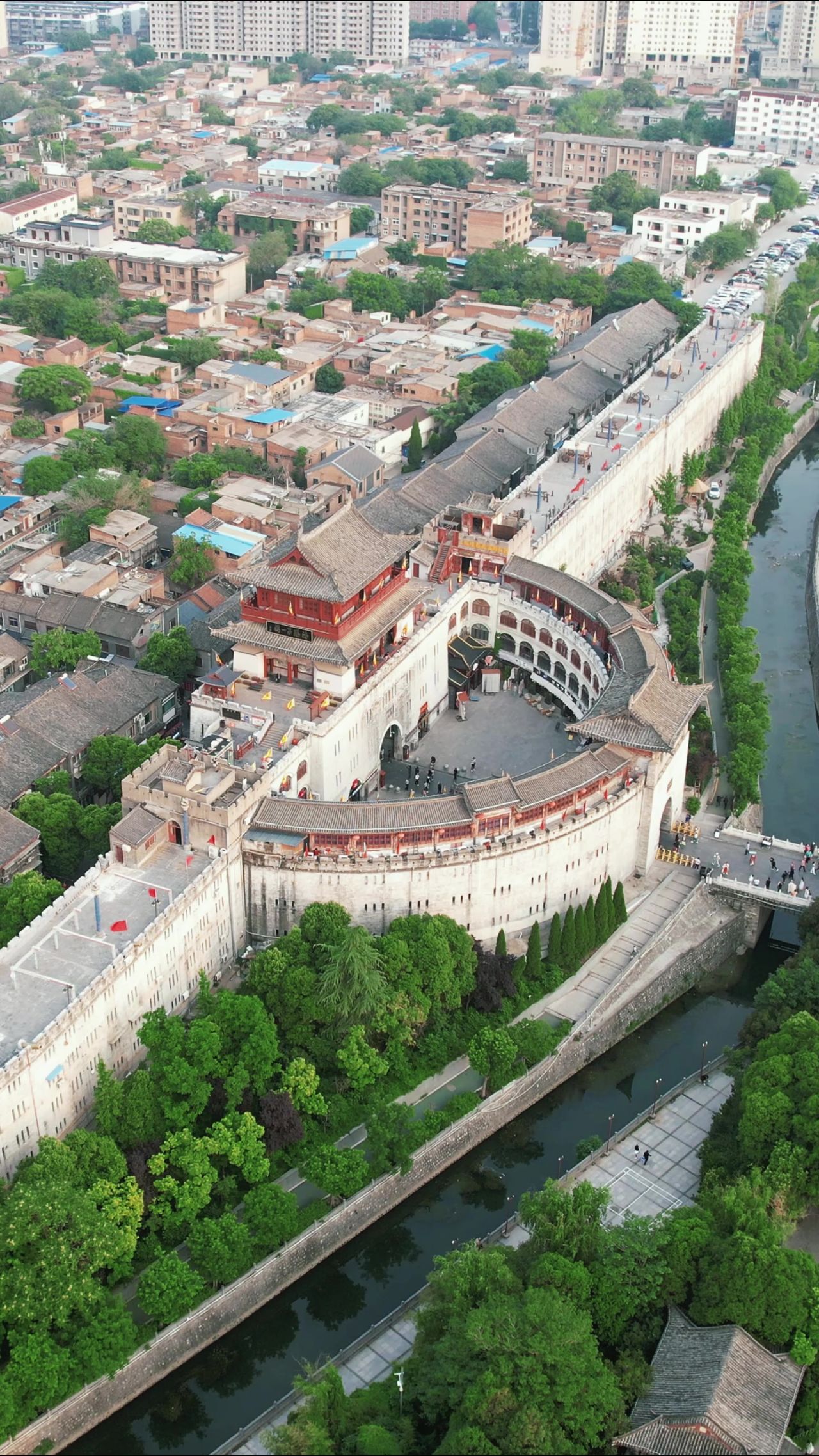 航拍河南洛阳城市风光古建筑竖屏  