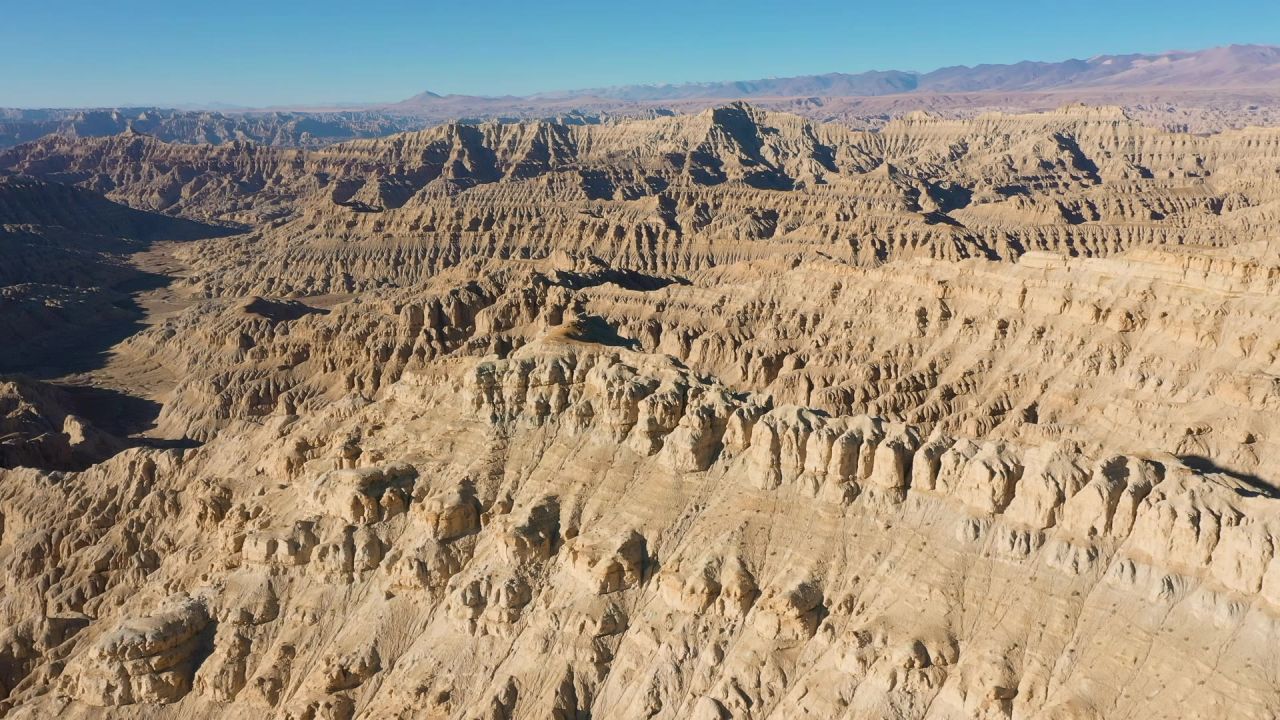 航拍西藏阿里札达土林玛朗景区风光