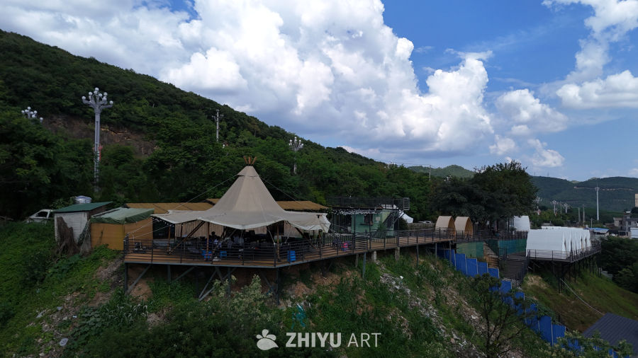 山间露营地