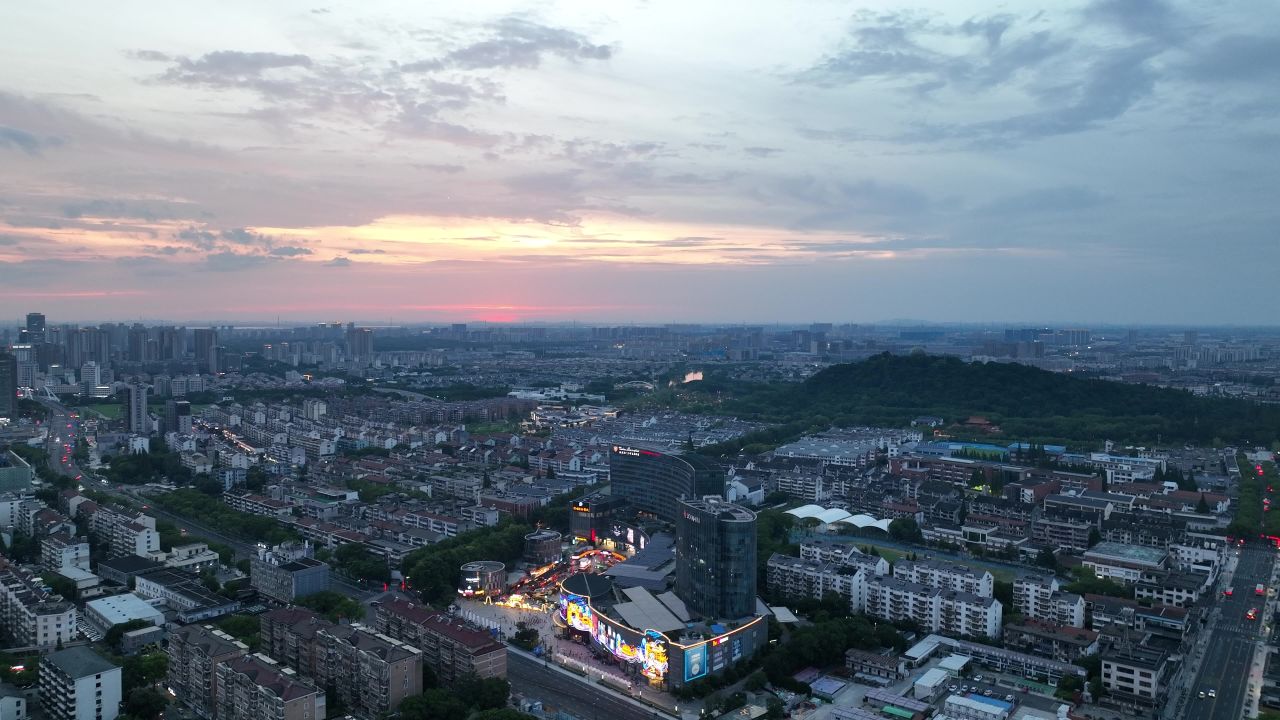 4K航拍昆山城市夜景风光 6