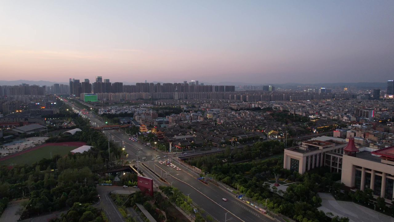  云南昆明城市夕阳晚霞航拍 