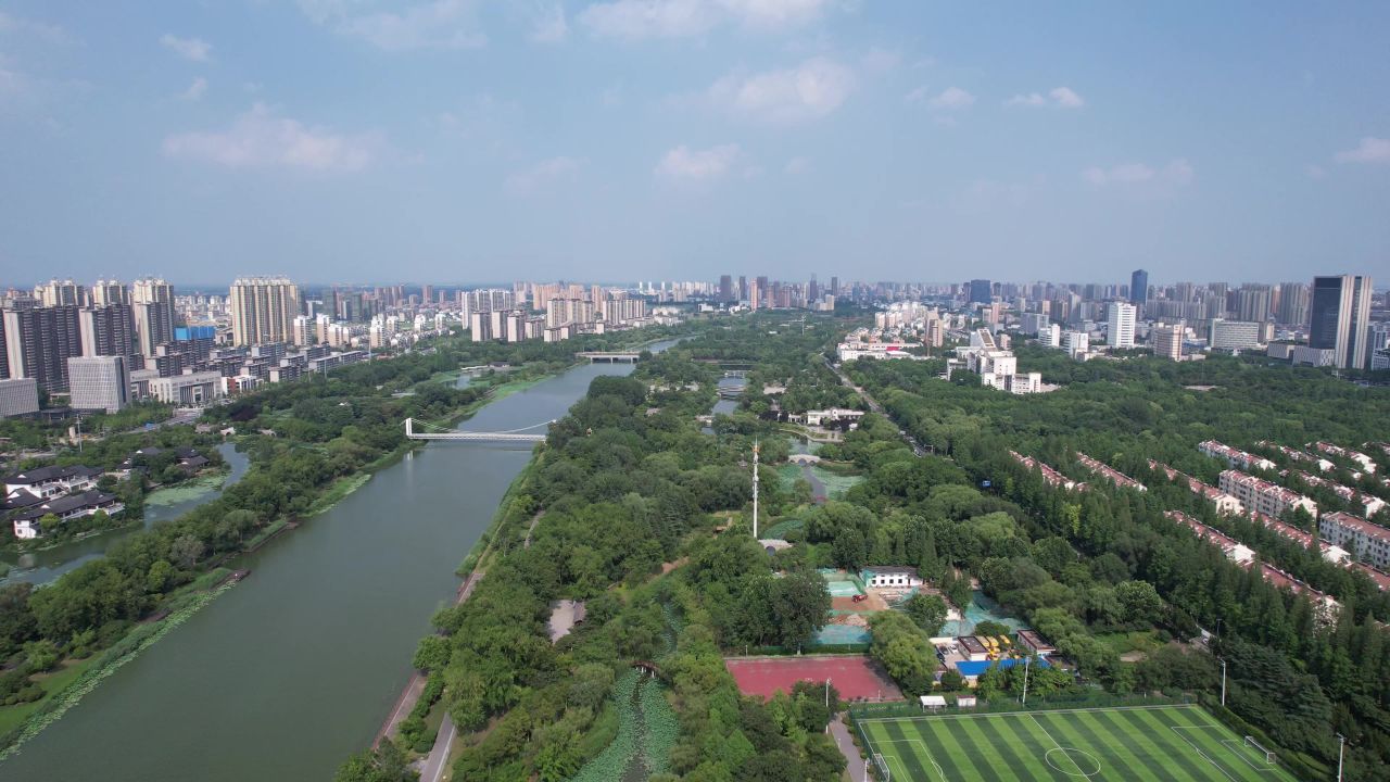 江苏宿迁城市风光绿化植物公园古运河航拍 