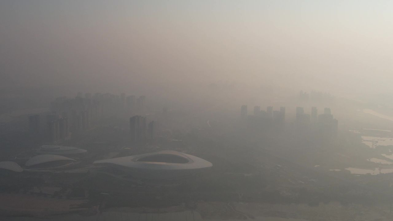 广州湛江城市清晨迷雾日出航拍