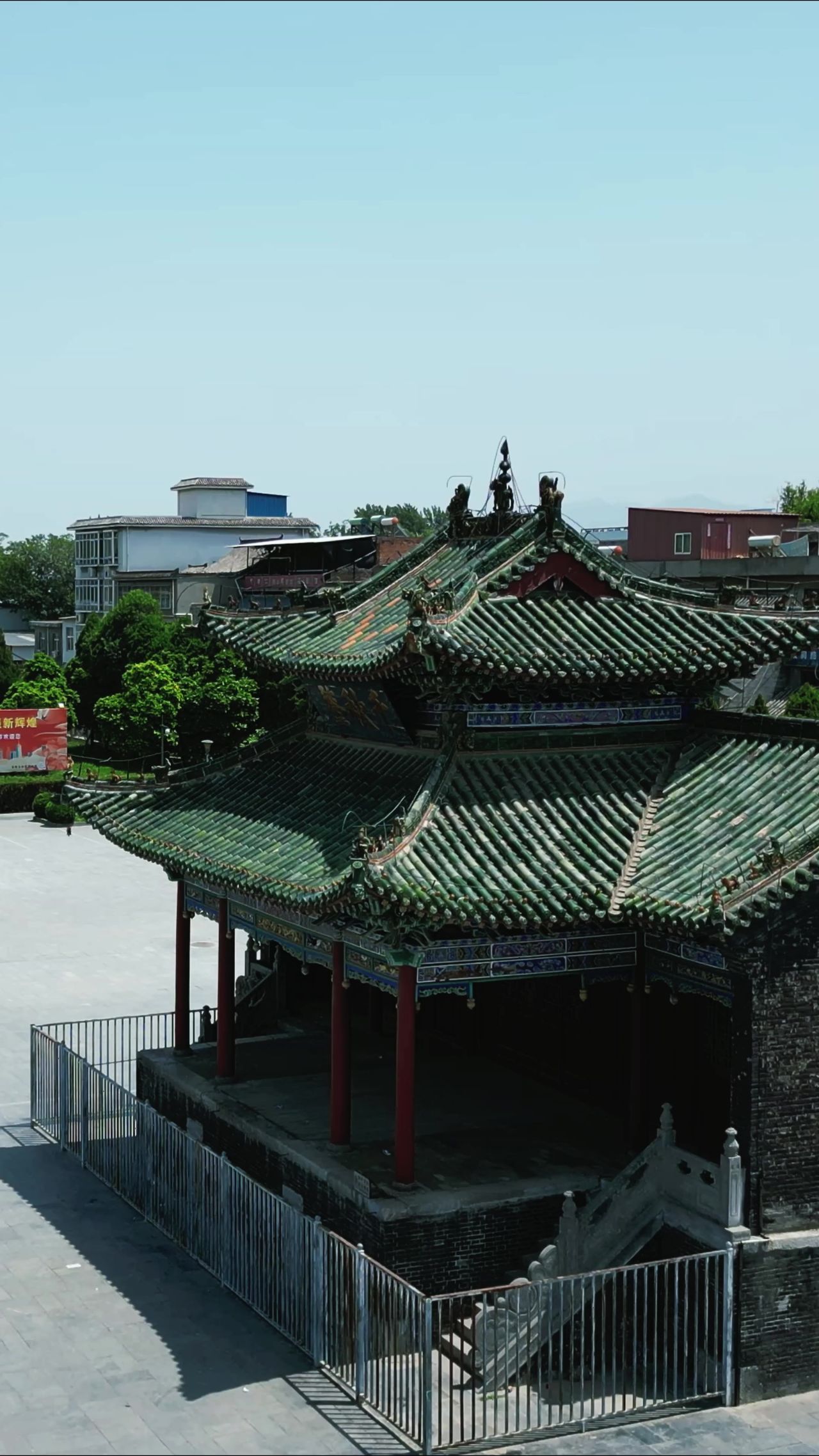 河南洛阳关林寺竖屏航拍  